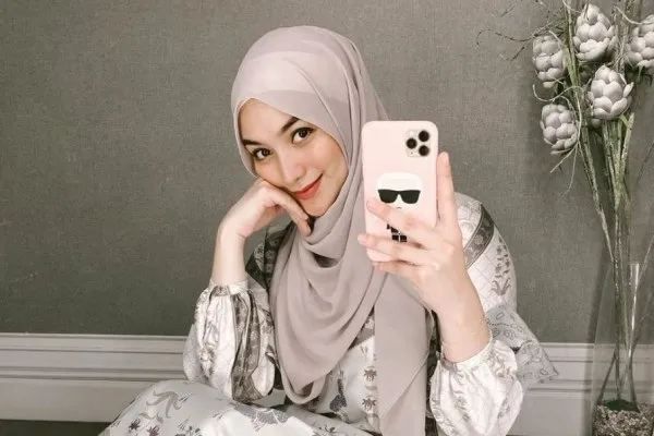 trend hijab segi empat 2022