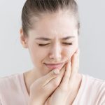 cara mengatasi rasa nyeri pada gigi berlubang