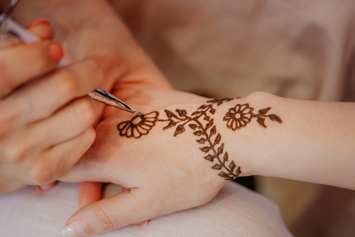 mudah cara membuat henna sendiri di rumah